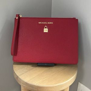 NWT Michael Kors ADELE XL ZIP Clutch Red